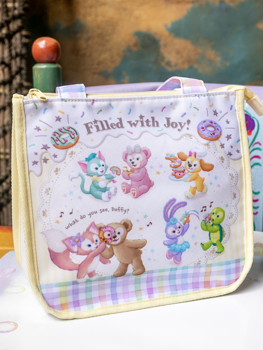 東京ディズニーシー「ダッフィー＆フレンズのフィルド・ウィズ・ジョイ！」スーベニアランチケース1