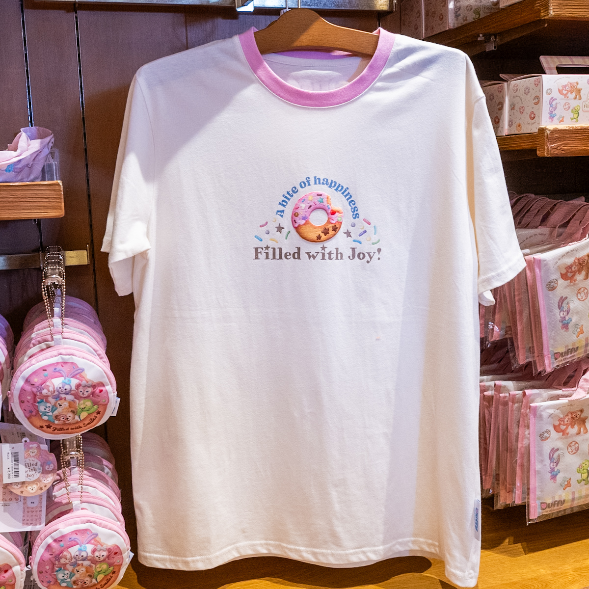 ダッフィー＆フレンズTシャツ