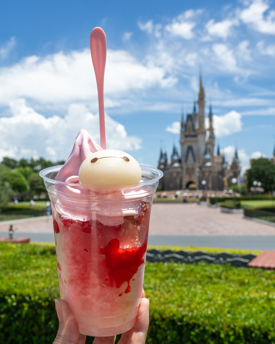 東京ディズニーランド／アイスクリームコーン「シェイブアイスサンデー(ストロベリー)」1