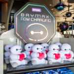 東京ディズニーリゾート『ベイマックス』ネオンカラーグッズ・お土産1