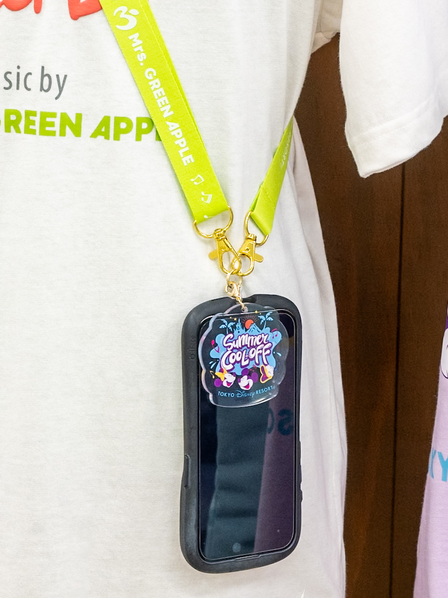 スマートフォンアクセサリー