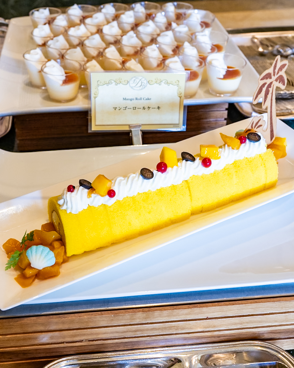 マンゴーロールケーキ