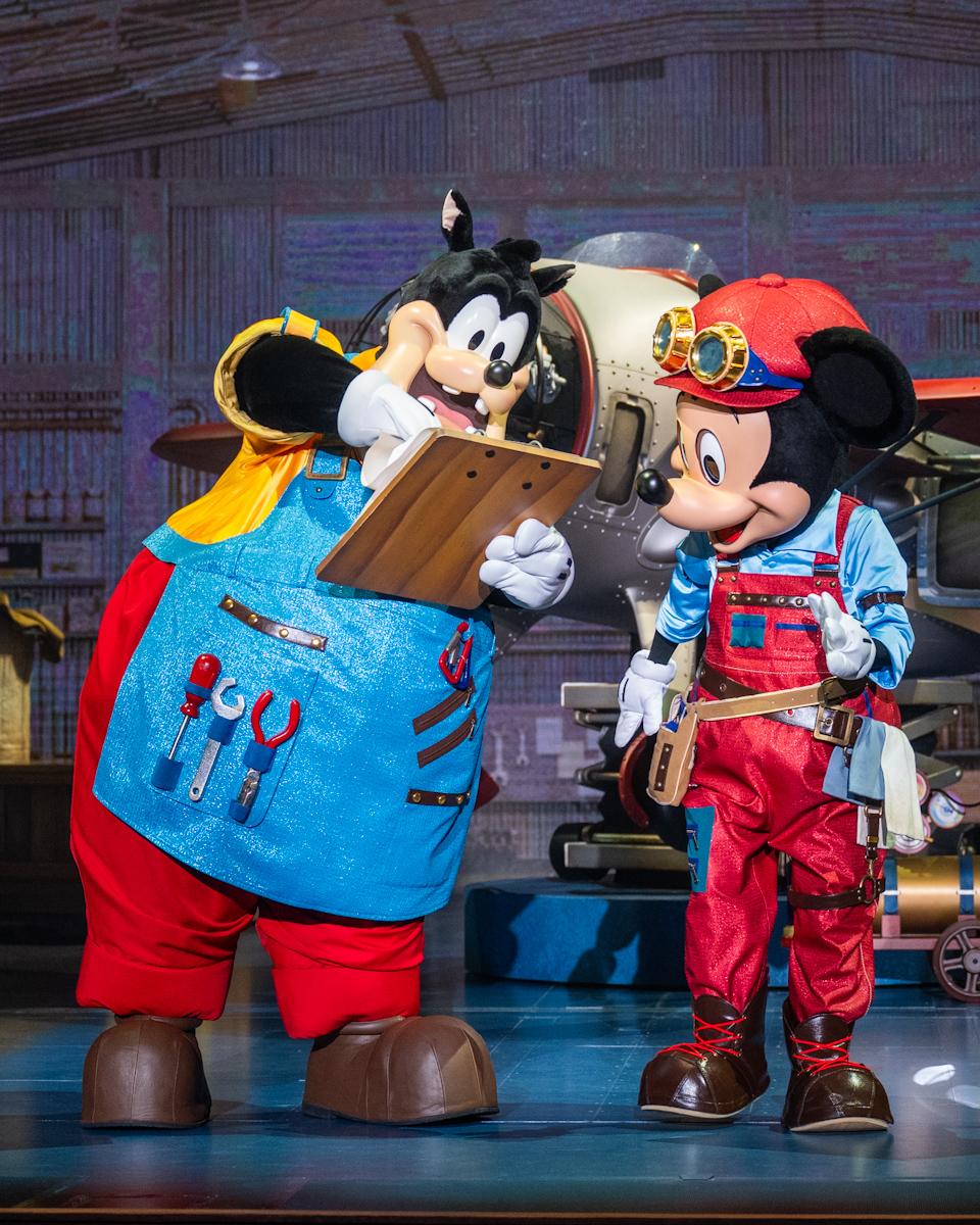 東京ディズニーシー「ハンガーステージ」新ショー『ドリームス・テイク・フライト』　ピート、ミッキーマウス