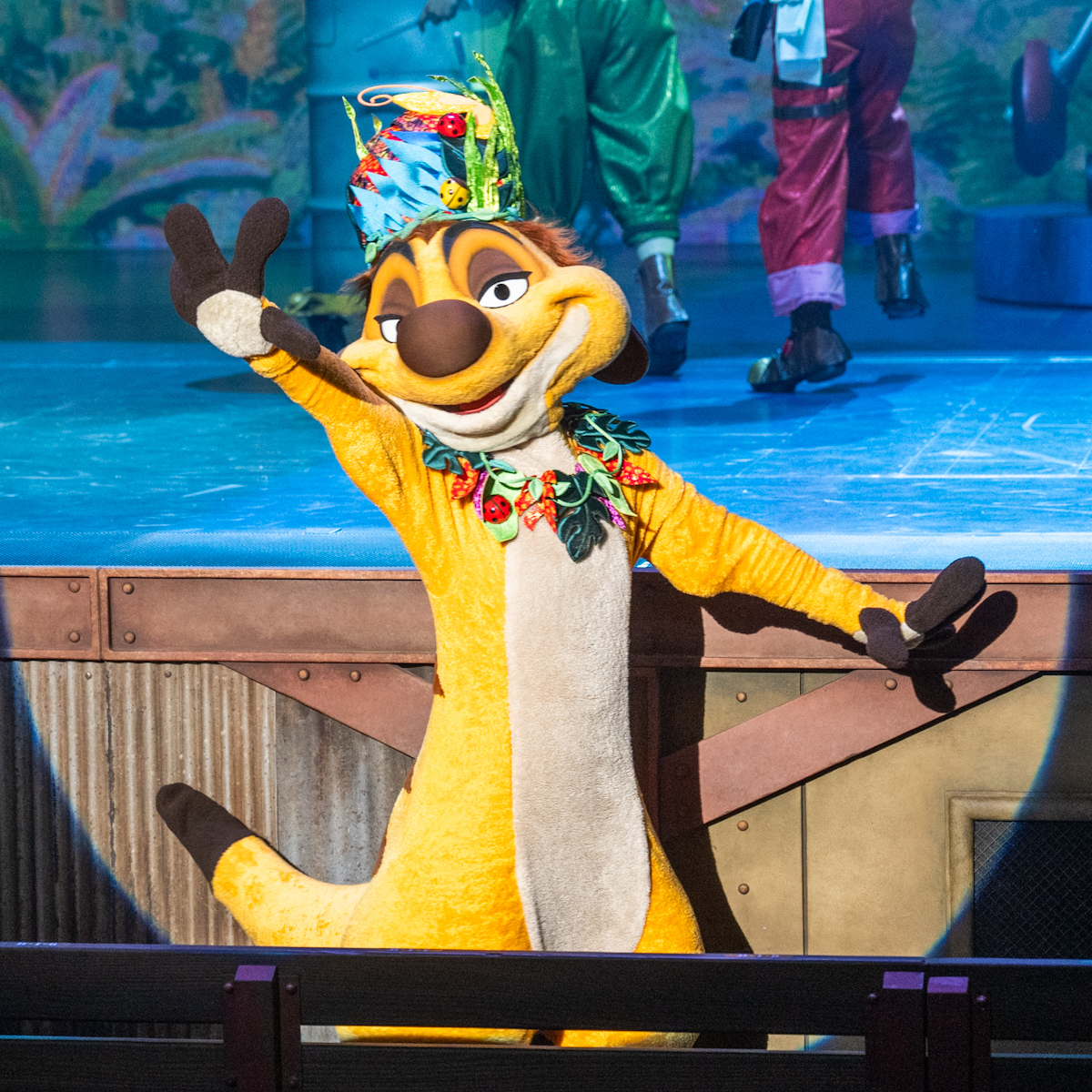 東京ディズニーシー「ハンガーステージ」新ショー『ドリームス・テイク・フライト』ティモン