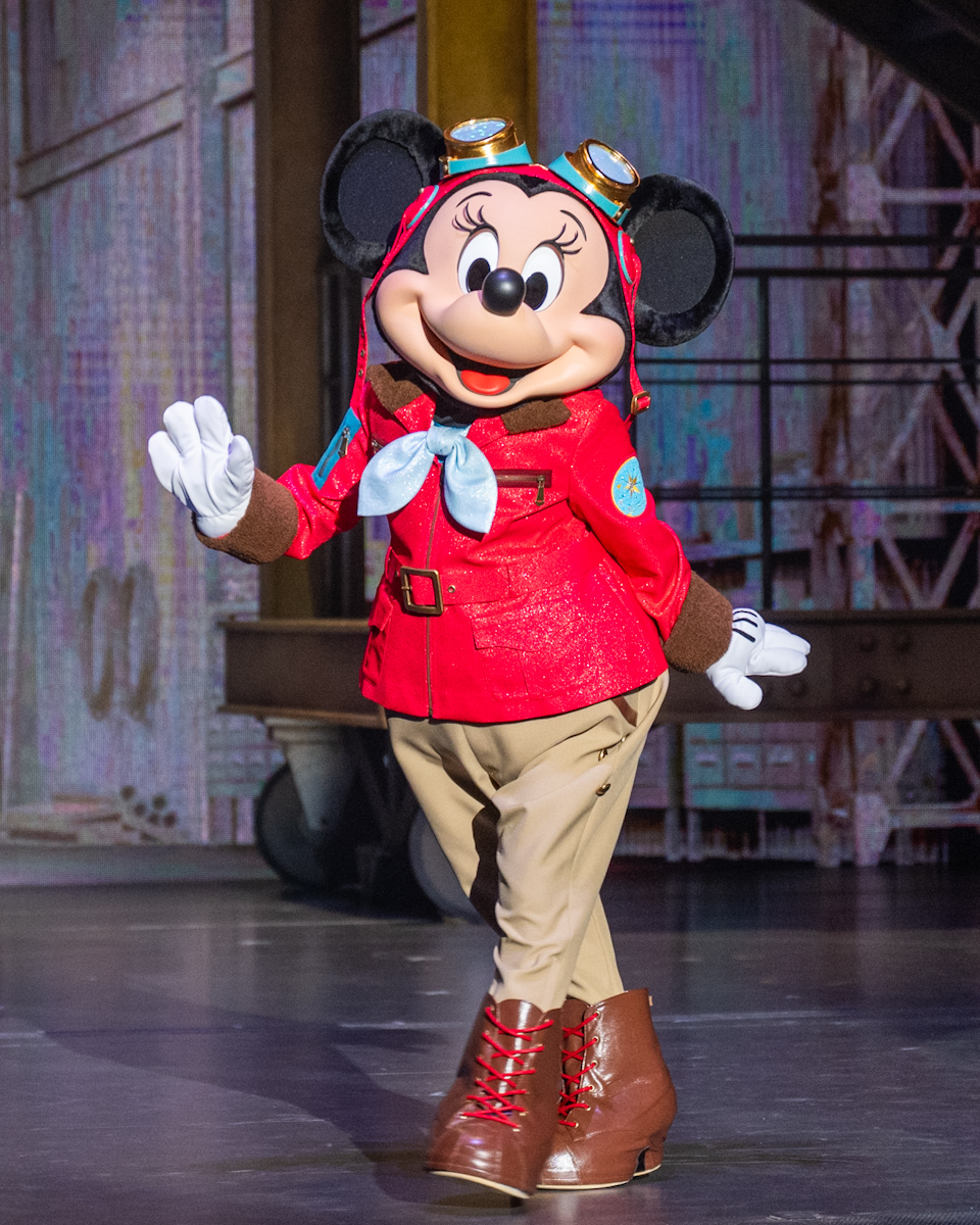 東京ディズニーシー「ハンガーステージ」新ショー『ドリームス・テイク・フライト』ミニーマウス
