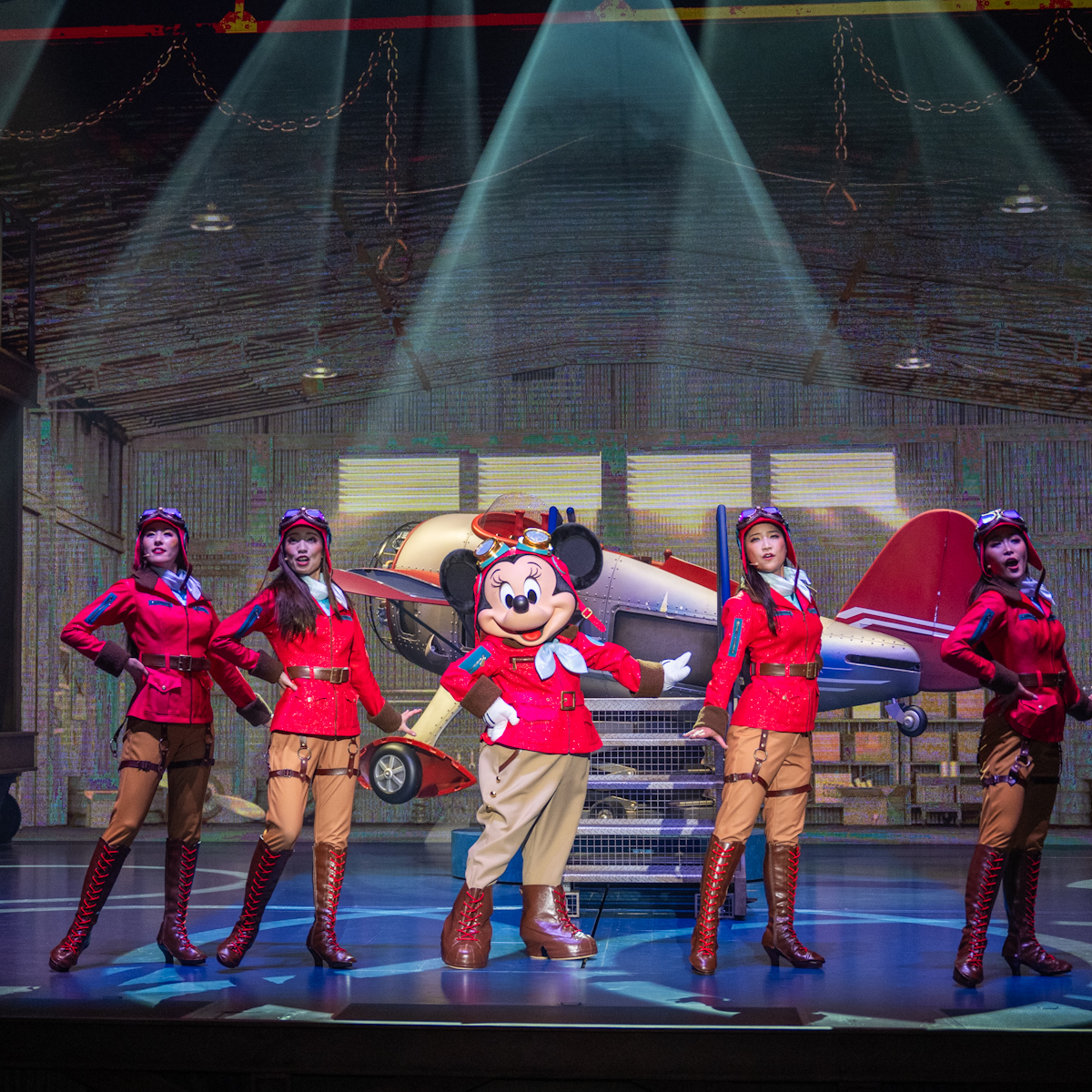 東京ディズニーシー「ハンガーステージ」新ショー『ドリームス・テイク・フライト』ミニーマウス