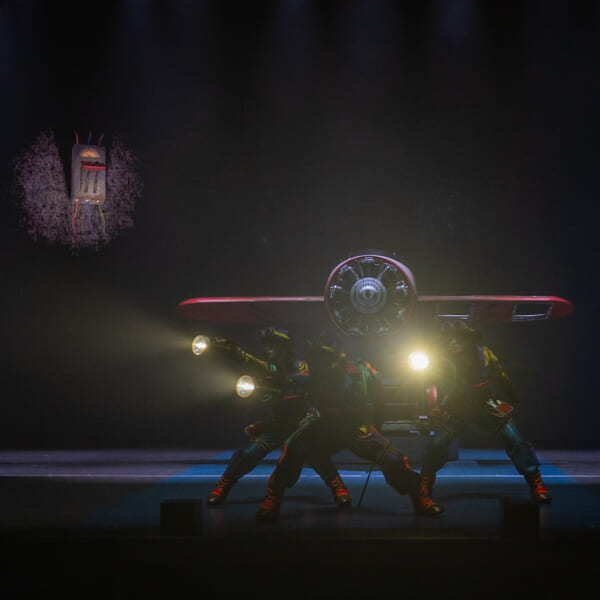 東京ディズニーシー「ハンガーステージ」新ショー『ドリームス・テイク・フライト』停電シーン