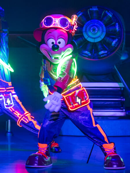 東京ディズニーシー「ハンガーステージ」新ショー『ドリームス・テイク・フライト』マックス1