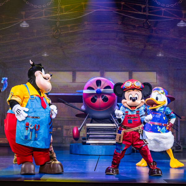 東京ディズニーシー「ハンガーステージ」新ショー『ドリームス・テイク・フライト』フィナーレ1２