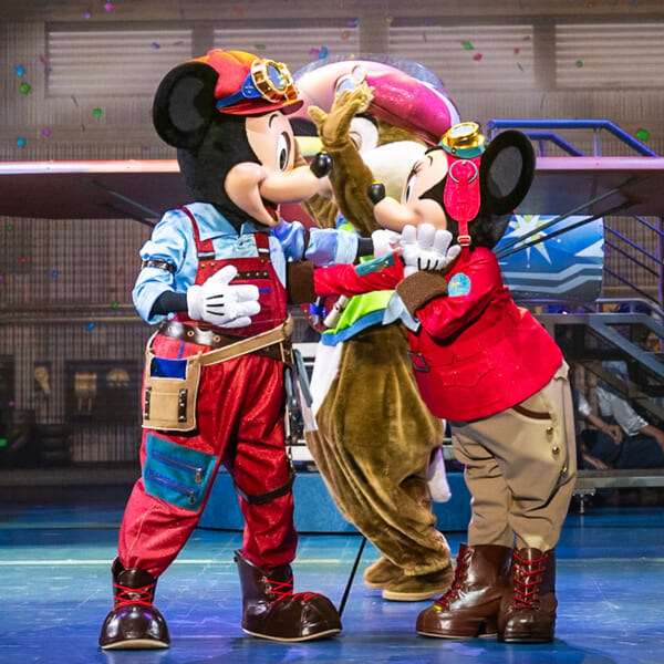 東京ディズニーシー「ハンガーステージ」新ショー『ドリームス・テイク・フライト』フィナーレ14