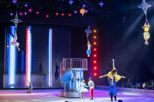 『ディズニー・オン・アイス2025 “Magic in the Stars”』ディズニープリンセス、プリンス2