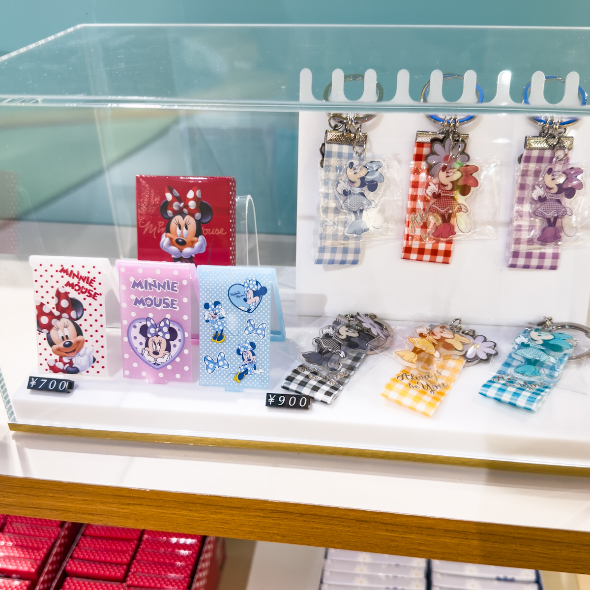 ides 限定デザイン　ミニーマウス ♡ . ミニーちゃん小柄でとっても可愛かった🫶 . #ミニーマウス