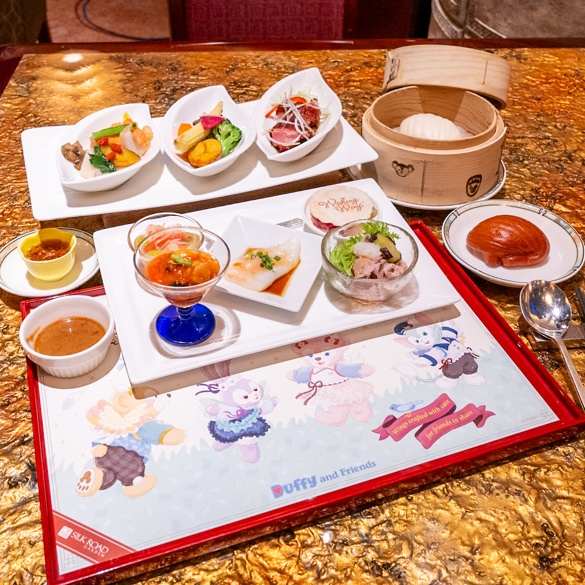 シルクロードガーデン“ダッフィー＆フレンズのウィッシング・ウィングス”カントニーズランチ