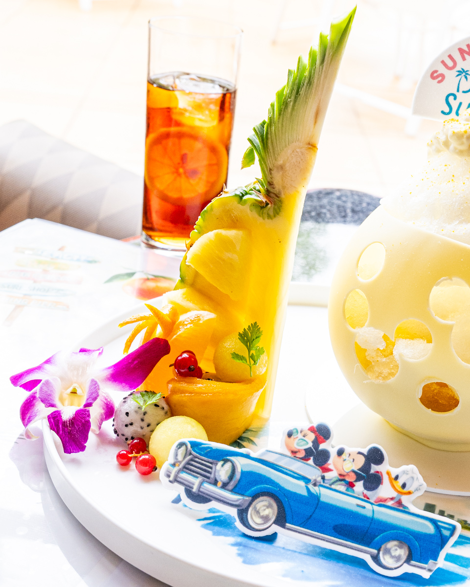 ハイピリオン・ラウンジ「“Sunny Sunny Summer”プレミアムスウィーツセット」フルーツ