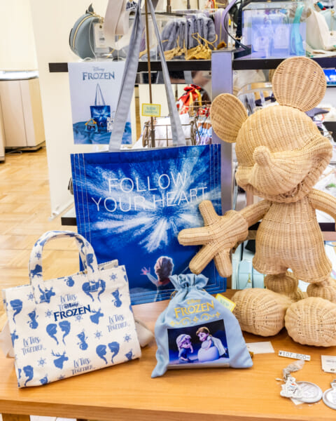 「Disney THE MARKET 2025 in 日本橋三越本店」アコモデ　アナ雪