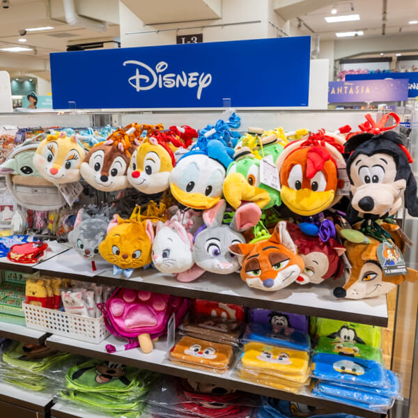 「Disney THE MARKET 2025 in 日本橋三越本店」ポシェット