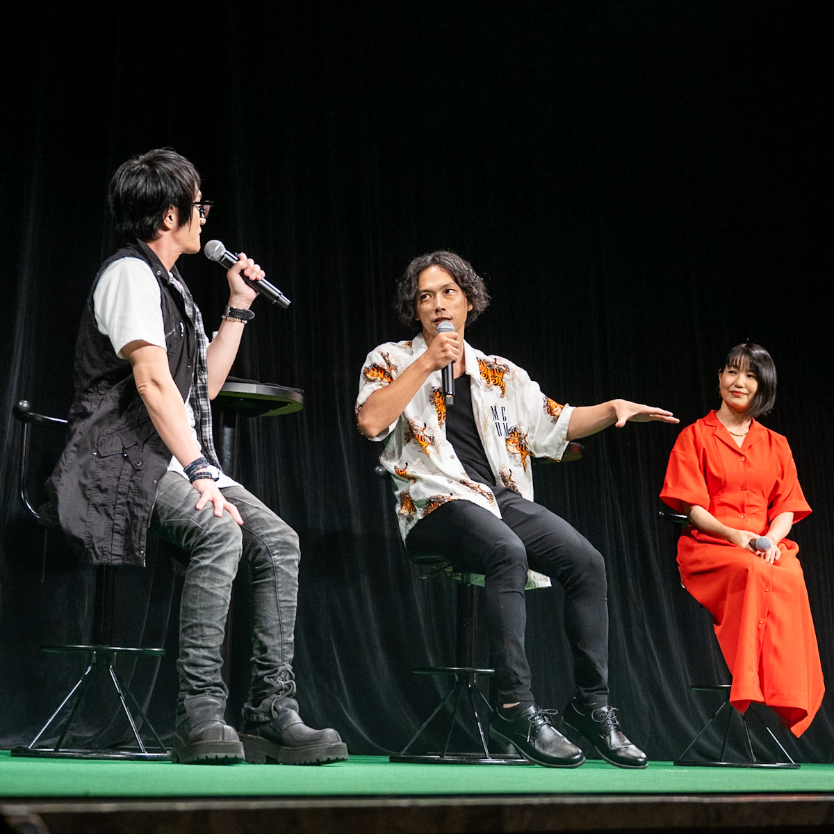 フィニアス役の宮田幸季さん ファーブ役の増田裕生さん キャンディス役の永田亮子さん