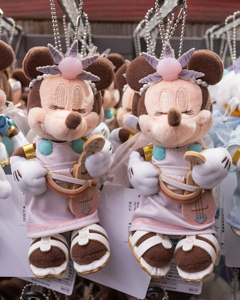 ミニーぬいぐるみバッジ