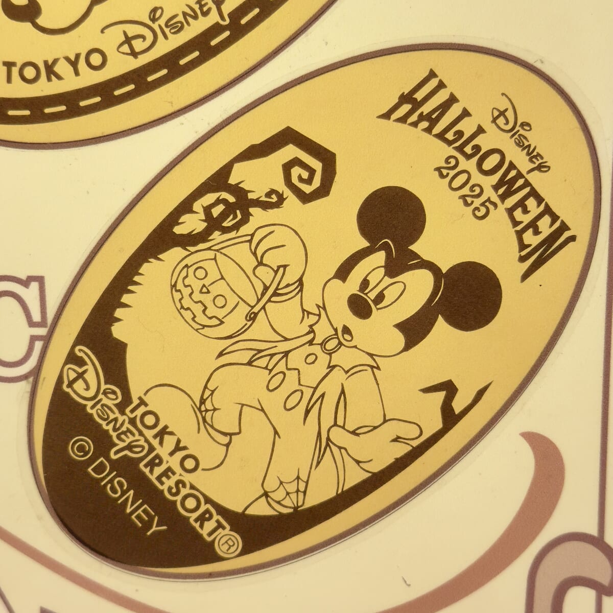 東京ディズニーリゾート”ディズニー・ハロウィーン2025”スーベニアメダル　ミッキーマウス