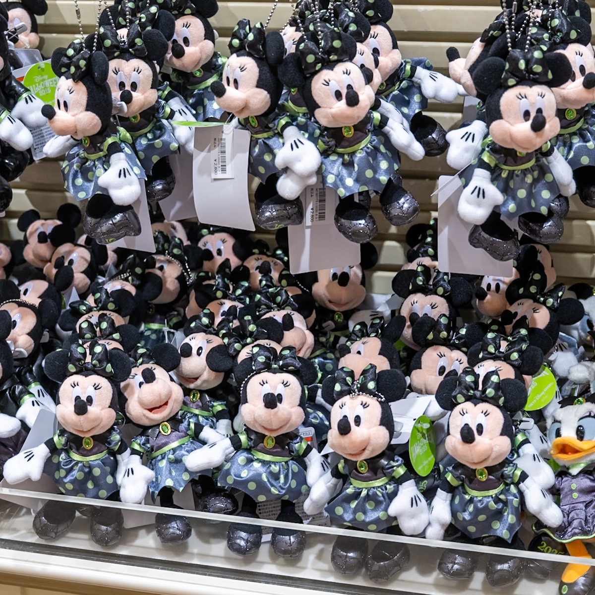 東京ディズニーリゾート「ディズニー・ハロウィーン2025」スペシャルグッズ（ミッキー＆フレンズデザイン）　ミニー