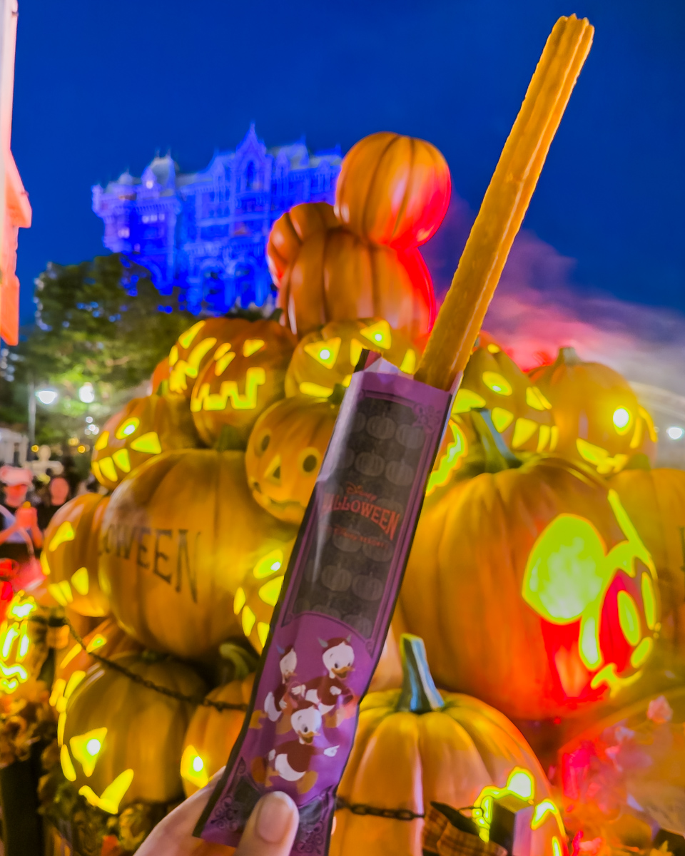 東京ディズニーリゾート"ディズニー・ハロウィーン2025"チュロス（メイプルパンプキン）