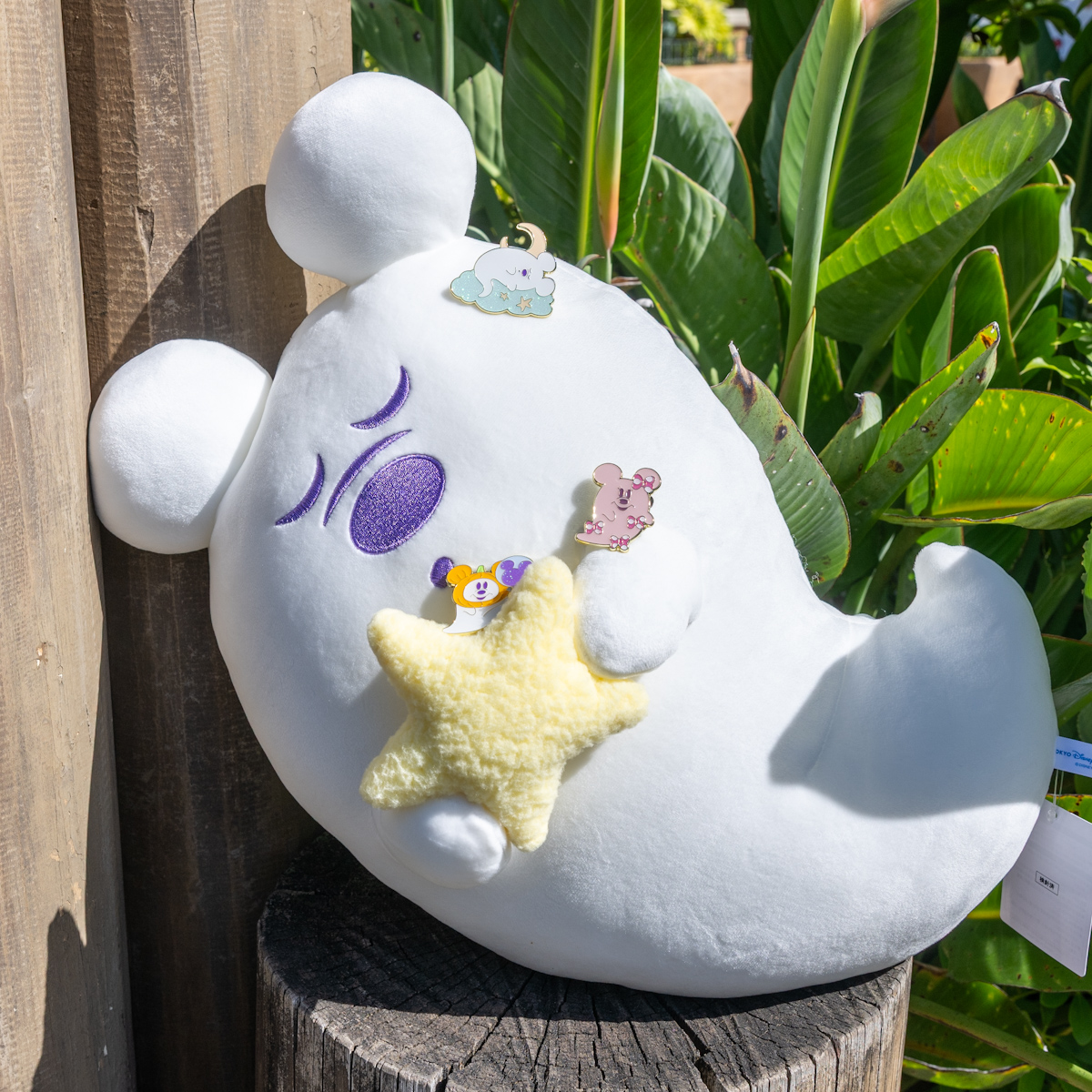 TDL アーケードゲーム 景品 ピンズ バラ売り可 ゴーストデザインのクッションとピンバッジ！東京