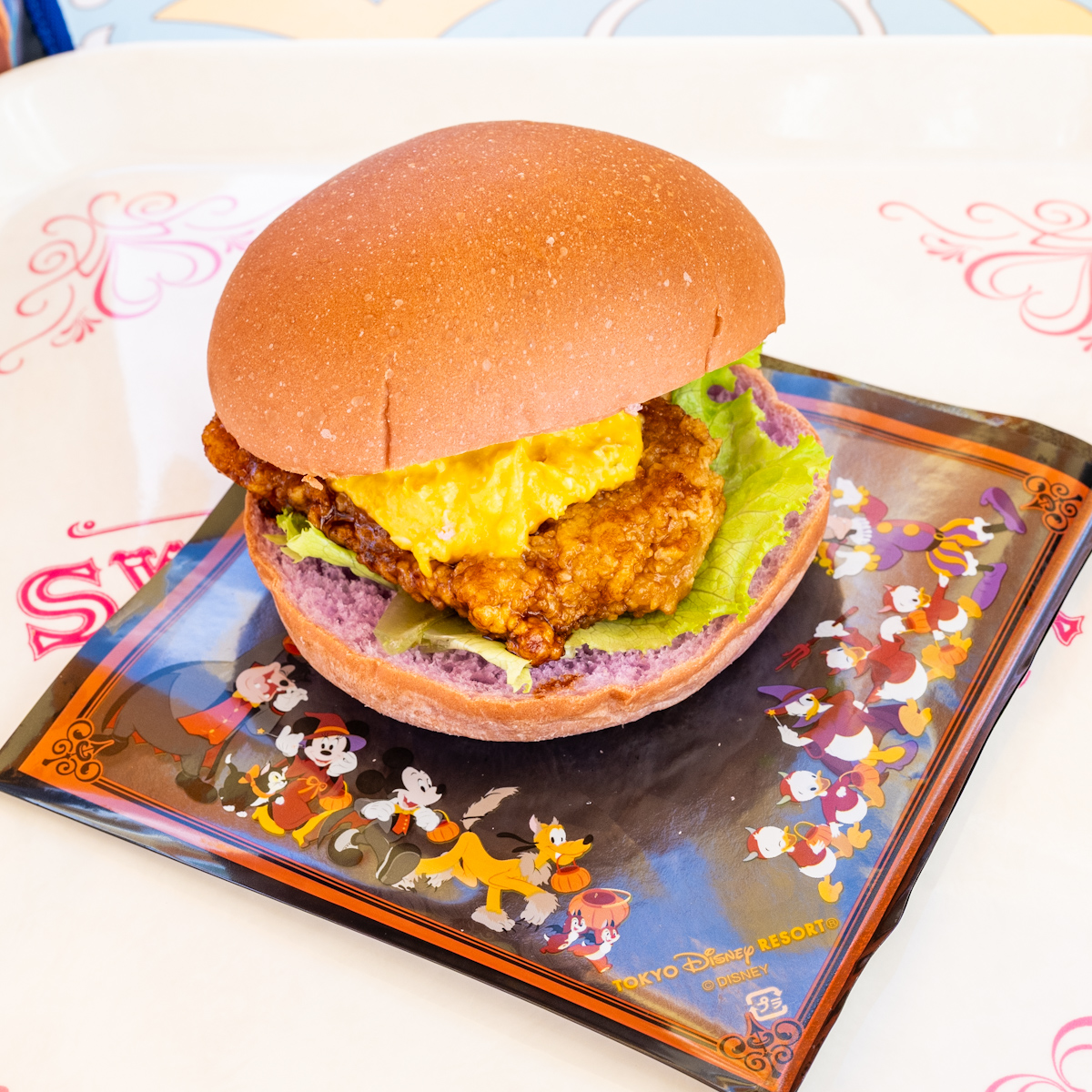 スペシャルサンド（チキン、パンプキン・エッグフィリング）