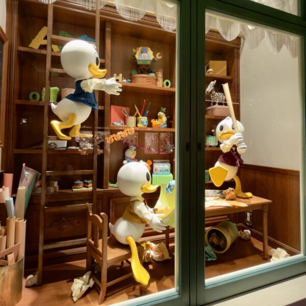 ハウス・オブ・グリーティングハロウィーンデコレーション ヒューイ・デューイ・ルーイ