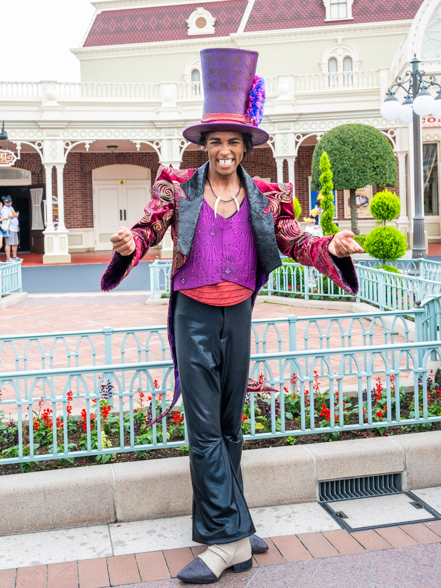 新コスチュームのドクター・ファシリエにあえる！東京ディズニー