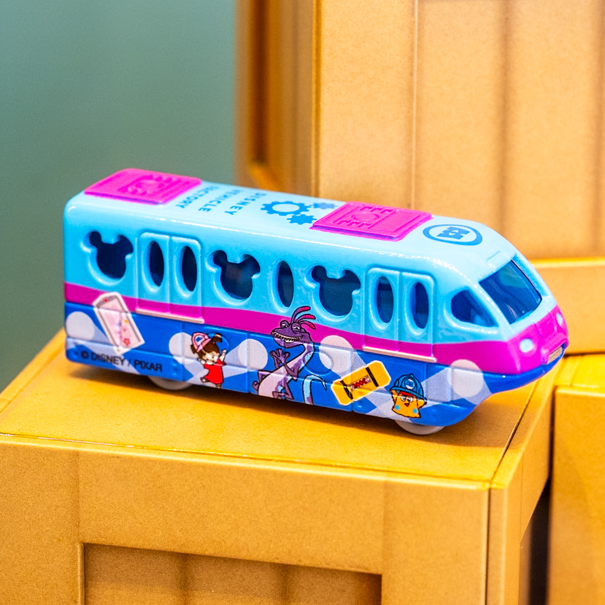 東京ディズニーランド「DISNEY VEHICLE FACTORY」ディズニービークル「モンスターズ・インク」トミカ1