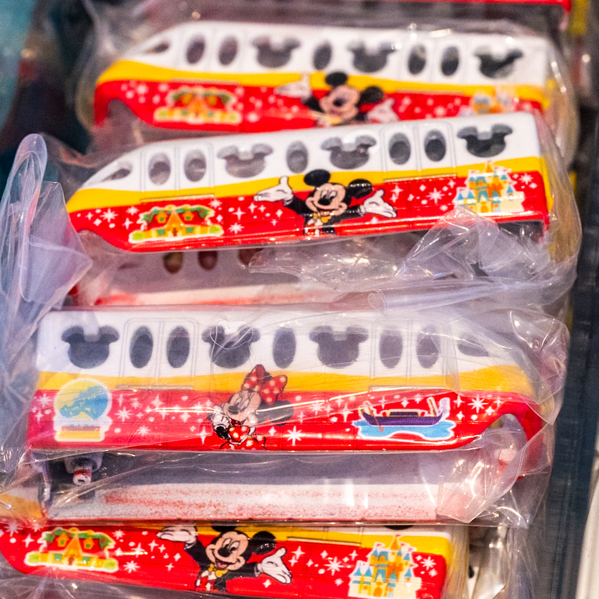 ミッキー、ミニーリゾートライナートミカ