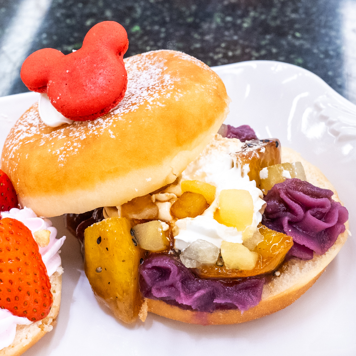 キャンディースウィートポテトと紫芋クリーム