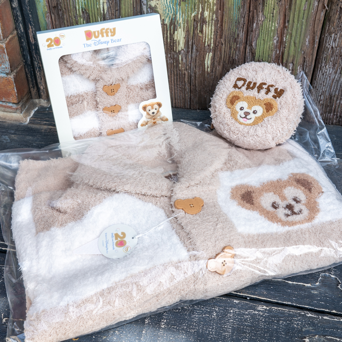 東京ディズニーシー「ダッフィー&フレンズ20周年：カラフルハピネス」「gelato pique」スペシャルグッズお土産