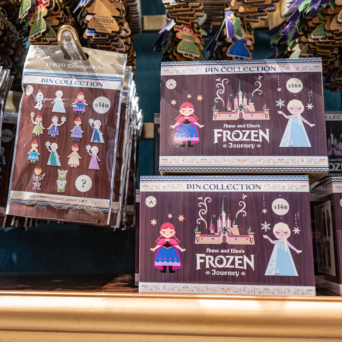 ピンバッジセット(ランダム)