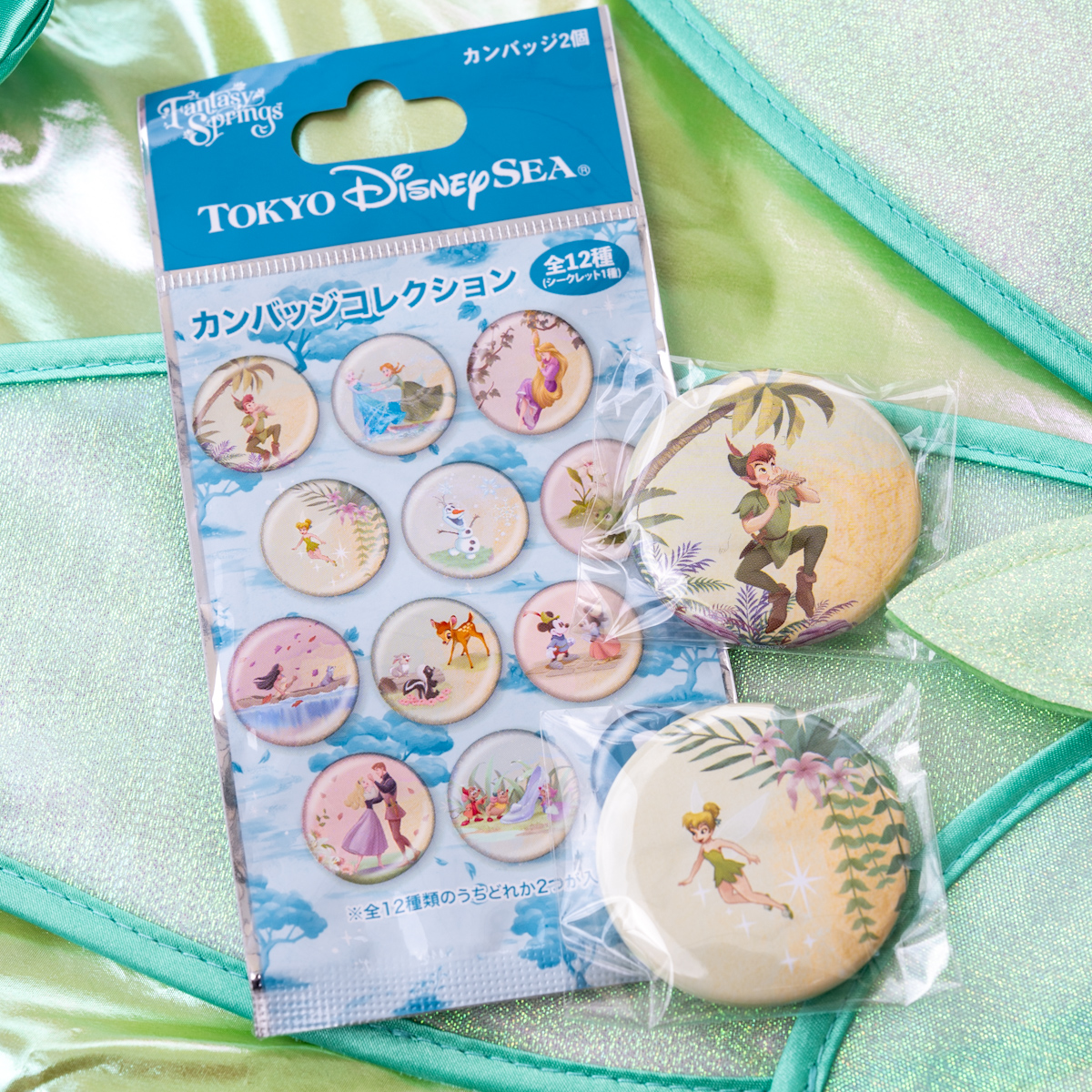 東京ディズニーシー「ファンタジースプリングス」カンバッジ2個入り（ランダム）