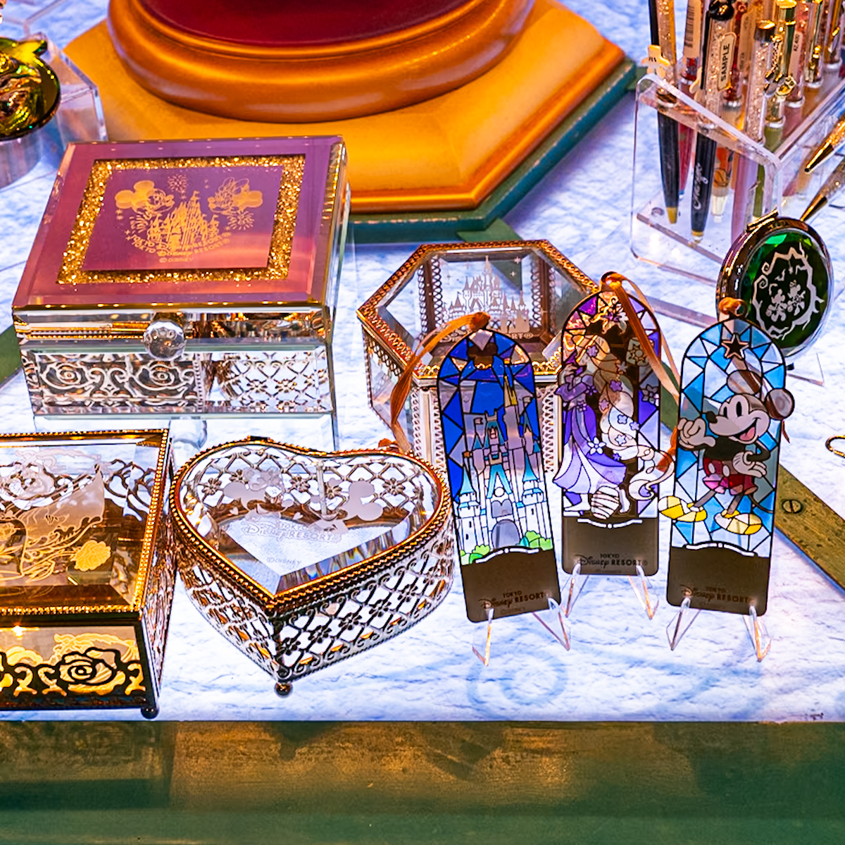 東京ディズニーランド しおり(ブックマーカー)