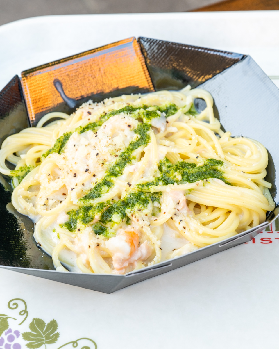 スパゲッティ、シーフードのクリームソース