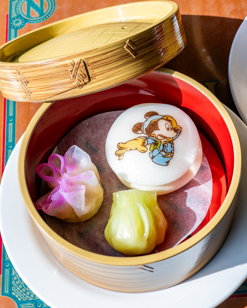 東京ディズニーシー「ヴォルケイニア・レストラン」点心三種 ミッキー1