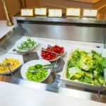 東京ディズニーランド「クリスタルパレス・レストラン」ブッフェメニュー サラダ