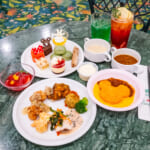 東京ディズニーランド「クリスタルパレス・レストラン」2025クリスマスブッフェ