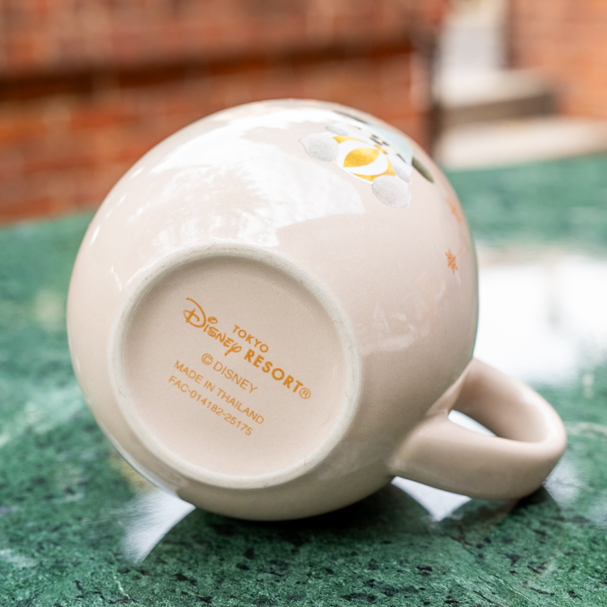 スーベニアカップ　底面