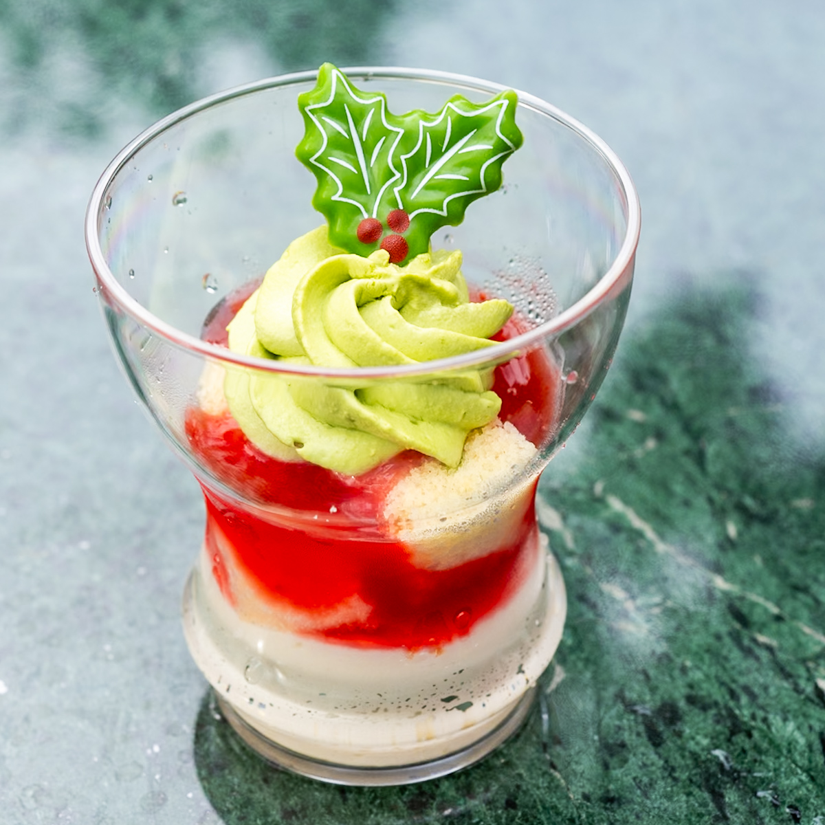 ストロベリーケーキカップ