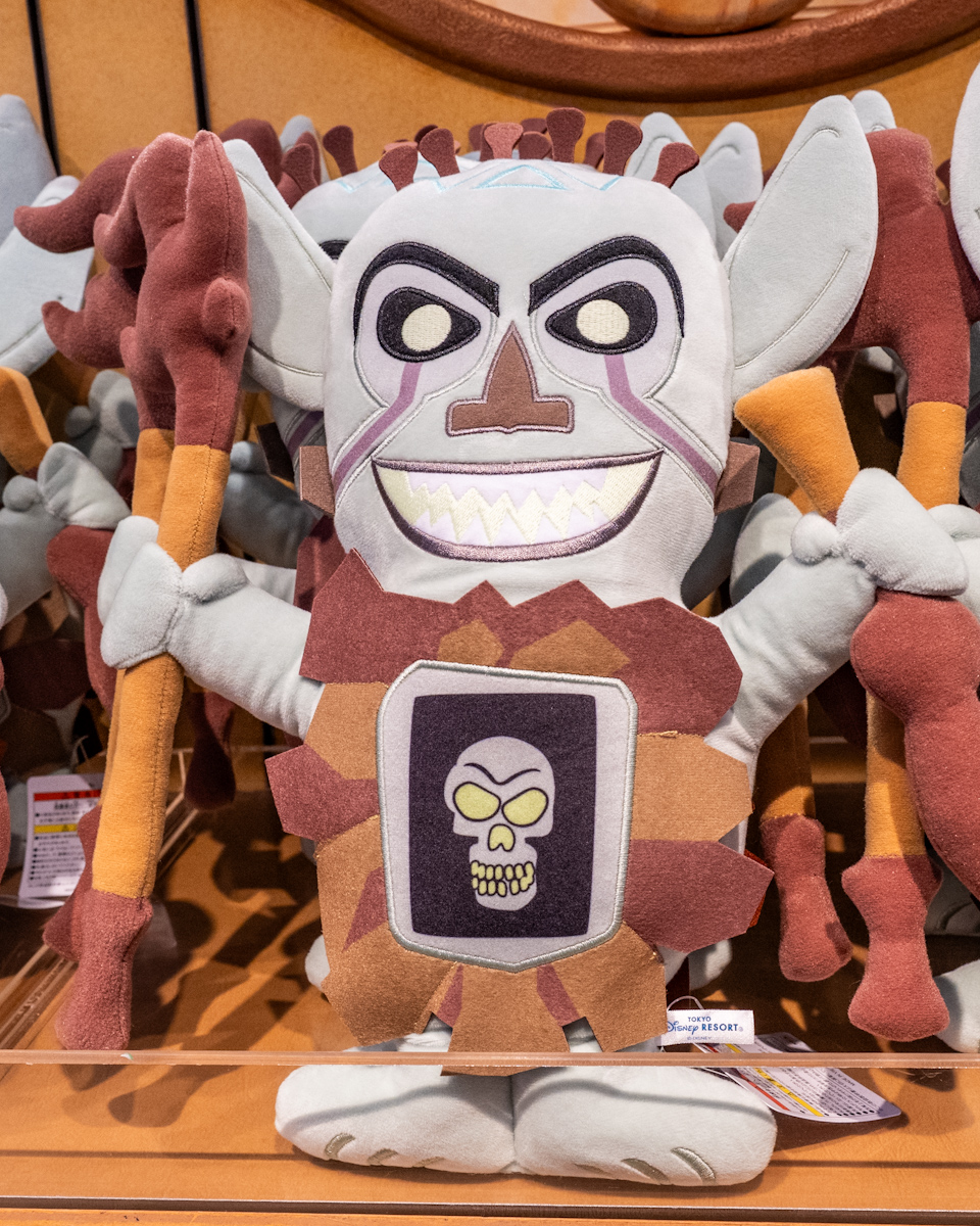 東京ディズニーシー「タワー・オブ・テラー」シリキ・ウトゥンドゥクッション1