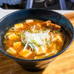 豚角煮とマーボー豆腐のあんかけ麺
