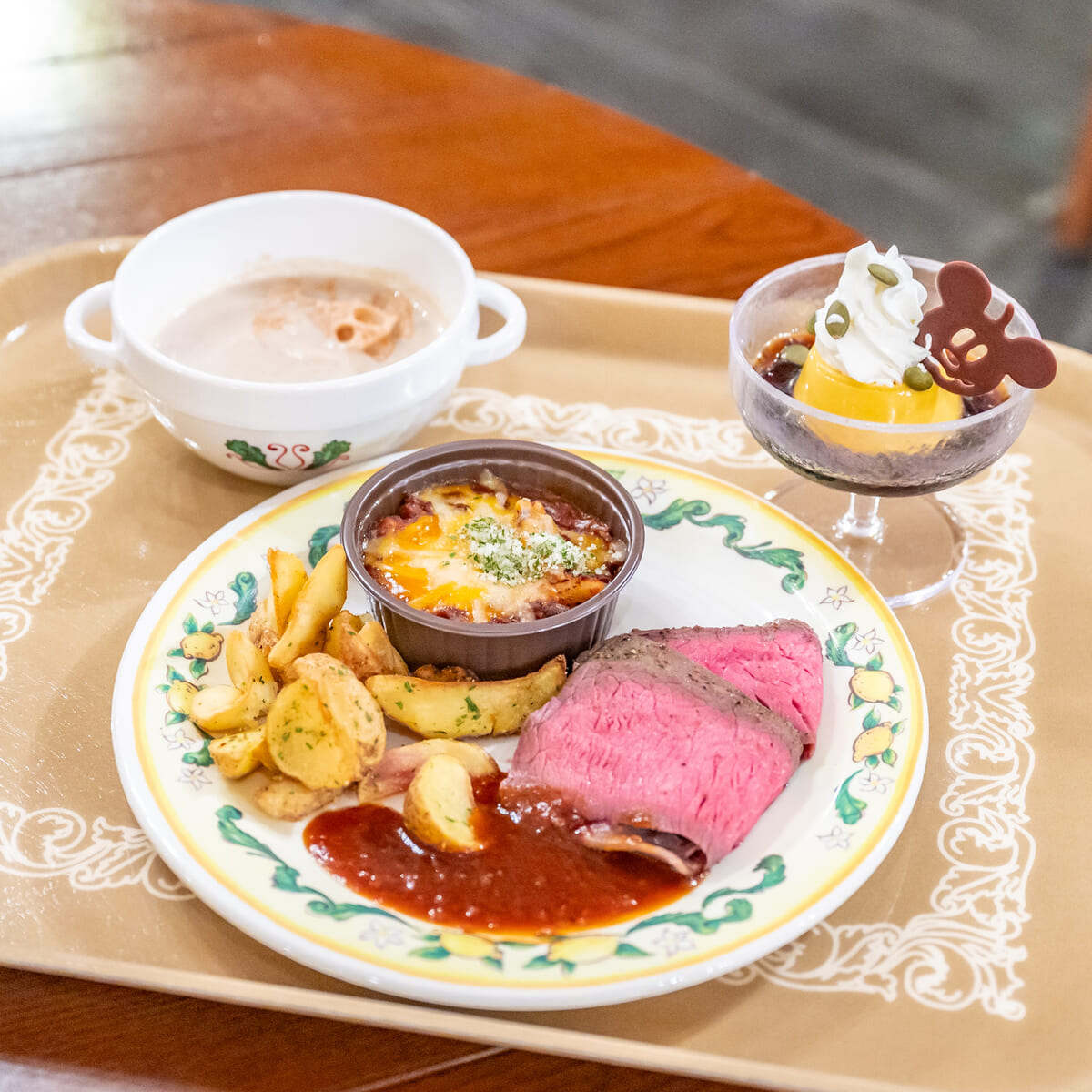 東京ディズニーシー「カフェ・ポルトフィーノ」“ディズニー・ハロウィーン2025”スペシャルセット