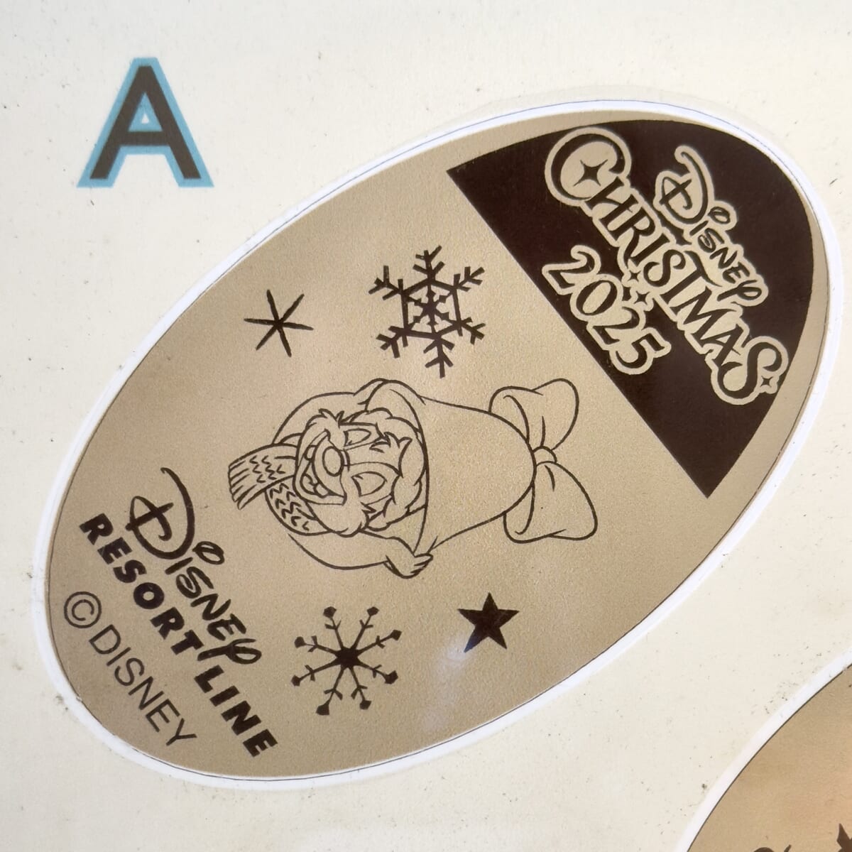 ディズニーリゾートライン"ディズニー・クリスマス2025"スーベニアメダル デール