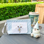 東京ディズニーリゾート“ディズニー・クリスマス2025”スーベニアおてふきキャリーお土産