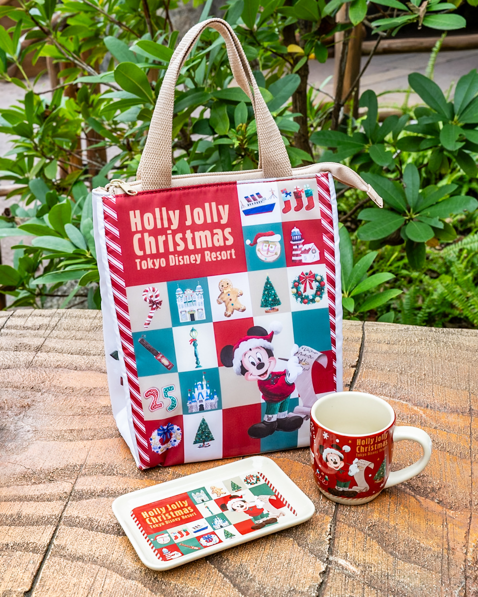 東京ディズニーリゾート“ディズニー・クリスマス2025”スーベニアランチケース(ミッキー&フレンズ)スーベニアまとめ