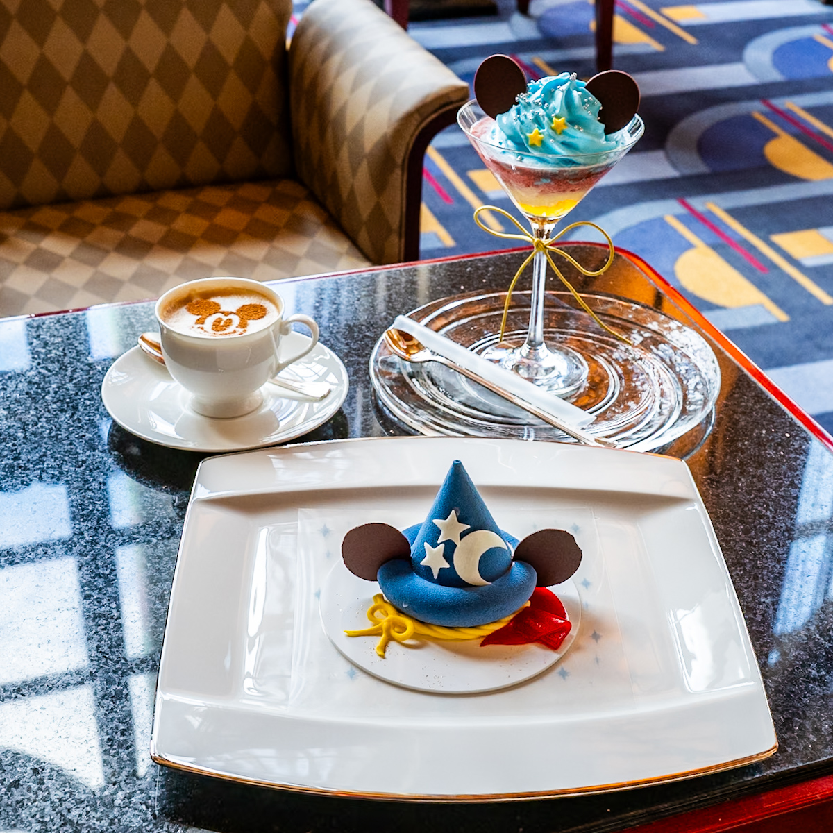 ディズニーアンバサダーホテル／ハイピリオン・ラウンジ「ハイピリオン・ケーキセットシリーズ」「スウィーツドリンク」
