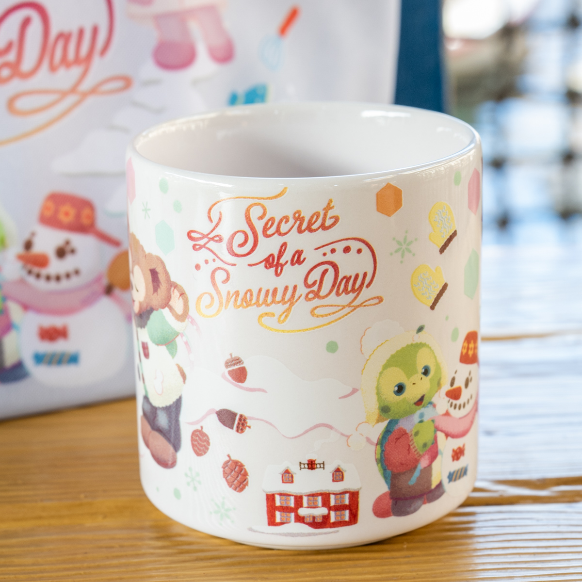 東京ディズニーシー「ダッフィー&フレンズのシークレット・オブ・スノーウィーデイ」チョコと紅茶のムース、スーベニアカップ2